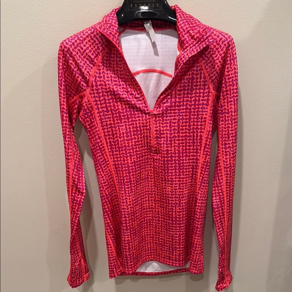 Under Armour Tops - Under Armour Quarter Zip